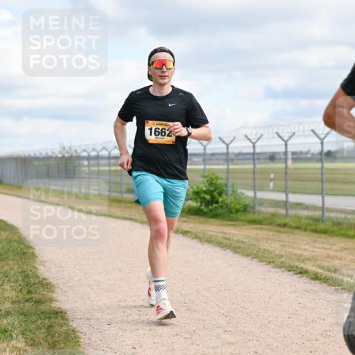 14.09.2025 - Airport Race Dr. Thomas Lammeyer http://msf.ph/oto/8862363 14.09.2025 12:01:18 Laufen 1662, 4210 meine-sportfotos.de