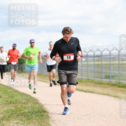14.09.2025 - Airport Race Dr. Thomas Lammeyer http://msf.ph/oto/8862418 14.09.2025 12:01:24 Laufen 16 meine-sportfotos.de