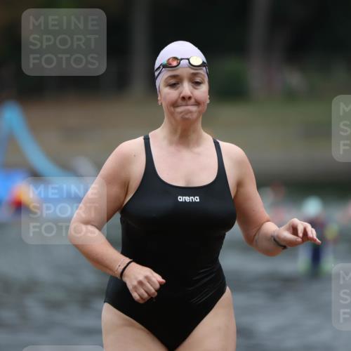 14.09.2025 - Stadtparktriathlon Michael Strokosch http://msf.ph/oto/8862452 14.09.2025 09:50:50 Schwimmen 539, 566, 611 meine-sportfotos.de