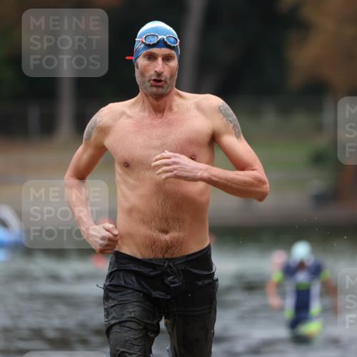 14.09.2025 - Stadtparktriathlon Michael Strokosch http://msf.ph/oto/8862466 14.09.2025 09:50:53 Schwimmen 539, 611 meine-sportfotos.de