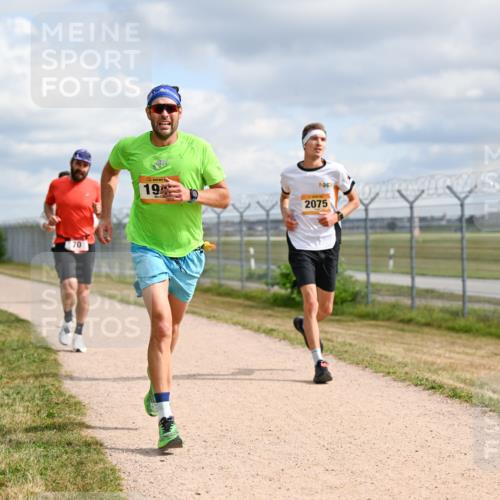 14.09.2025 - Airport Race Dr. Thomas Lammeyer http://msf.ph/oto/8862495 14.09.2025 12:01:28 Laufen 70, 19, 2075 meine-sportfotos.de