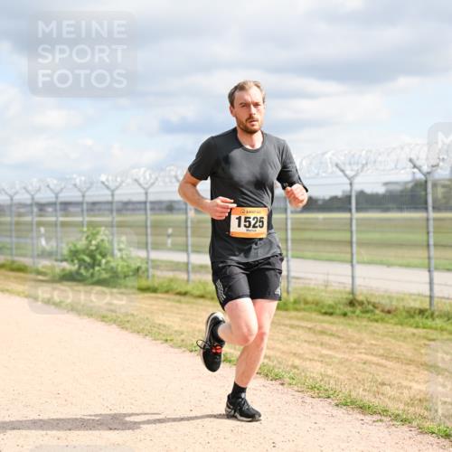 14.09.2025 - Airport Race Dr. Thomas Lammeyer http://msf.ph/oto/8862561 14.09.2025 12:01:33 Laufen 1525 meine-sportfotos.de