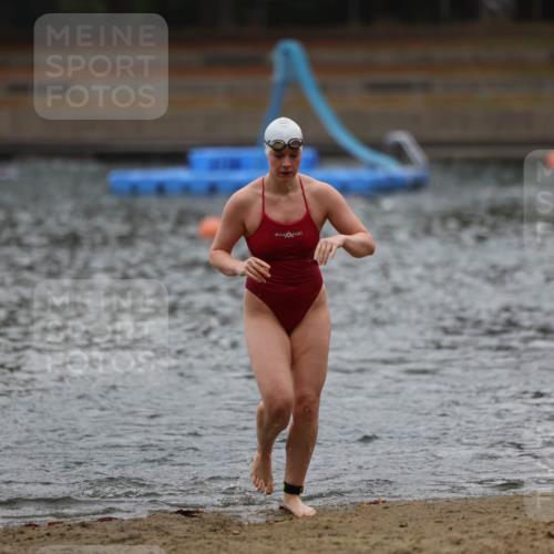 14.09.2025 - Stadtparktriathlon Michael Strokosch http://msf.ph/oto/8862617 14.09.2025 10:09:27 Schwimmen 629 meine-sportfotos.de