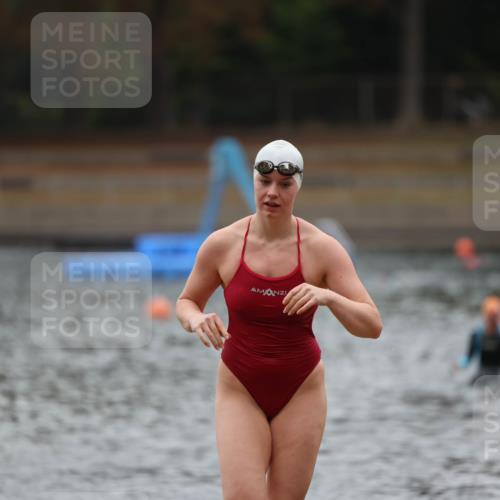 14.09.2025 - Stadtparktriathlon Michael Strokosch http://msf.ph/oto/8862626 14.09.2025 10:09:29 Schwimmen 629 meine-sportfotos.de