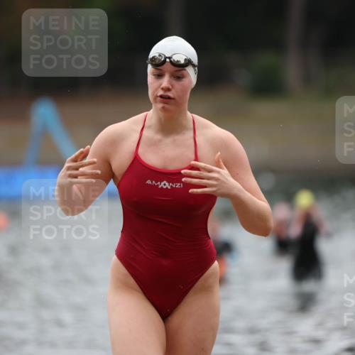14.09.2025 - Stadtparktriathlon Michael Strokosch http://msf.ph/oto/8862634 14.09.2025 10:09:31 Schwimmen 629, 717 meine-sportfotos.de