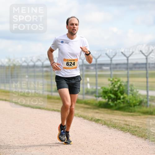 14.09.2025 - Airport Race Dr. Thomas Lammeyer http://msf.ph/oto/8862659 14.09.2025 12:01:44 Laufen 624 meine-sportfotos.de