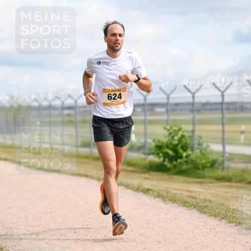 14.09.2025 - Airport Race Dr. Thomas Lammeyer http://msf.ph/oto/8862662 14.09.2025 12:01:45 Laufen 624 meine-sportfotos.de