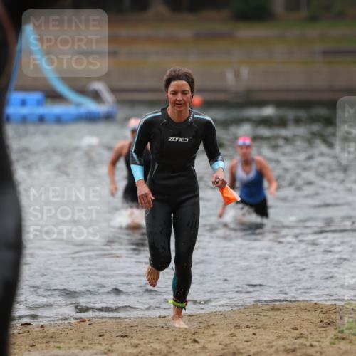 14.09.2025 - Stadtparktriathlon Michael Strokosch http://msf.ph/oto/8862675 14.09.2025 10:09:42 Schwimmen 681, 706, 717 meine-sportfotos.de
