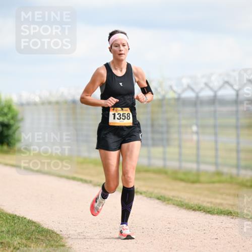 14.09.2025 - Airport Race Dr. Thomas Lammeyer http://msf.ph/oto/8862690 14.09.2025 12:01:48 Laufen 1358 meine-sportfotos.de