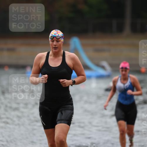 14.09.2025 - Stadtparktriathlon Michael Strokosch http://msf.ph/oto/8862703 14.09.2025 10:09:51 Schwimmen 624, 706 meine-sportfotos.de