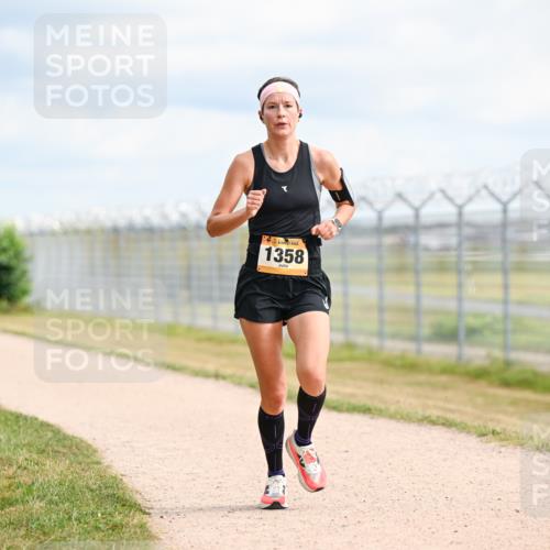 14.09.2025 - Airport Race Dr. Thomas Lammeyer http://msf.ph/oto/8862707 14.09.2025 12:01:49 Laufen 1358 meine-sportfotos.de