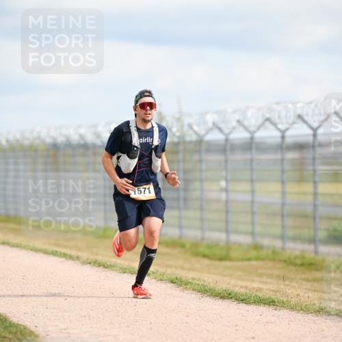 14.09.2025 - Airport Race Dr. Thomas Lammeyer http://msf.ph/oto/8862749 14.09.2025 12:01:56 Laufen 571 meine-sportfotos.de