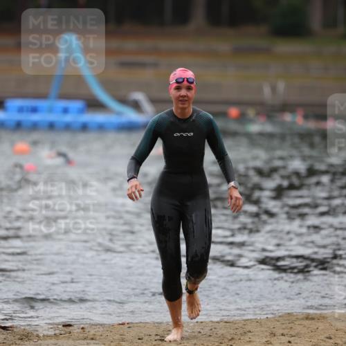 14.09.2025 - Stadtparktriathlon Michael Strokosch http://msf.ph/oto/8862751 14.09.2025 10:10:33 Schwimmen 642 meine-sportfotos.de