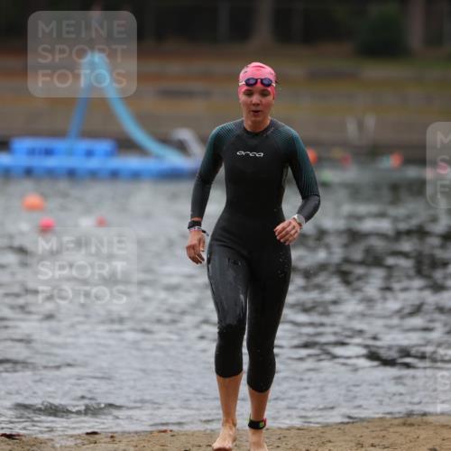 14.09.2025 - Stadtparktriathlon Michael Strokosch http://msf.ph/oto/8862752 14.09.2025 10:10:34 Schwimmen 642 meine-sportfotos.de