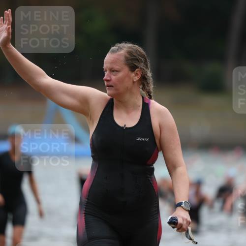 14.09.2025 - Stadtparktriathlon Michael Strokosch http://msf.ph/oto/8862930 14.09.2025 10:13:16 Schwimmen 632, 659, 661, 688, 702, 716 meine-sportfotos.de
