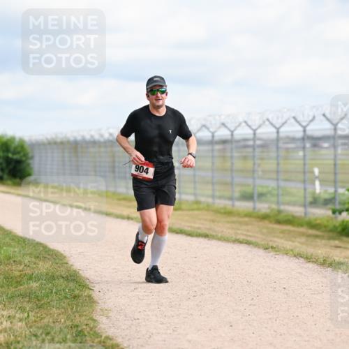 14.09.2025 - Airport Race Dr. Thomas Lammeyer http://msf.ph/oto/8862937 14.09.2025 12:02:23 Laufen 904 meine-sportfotos.de