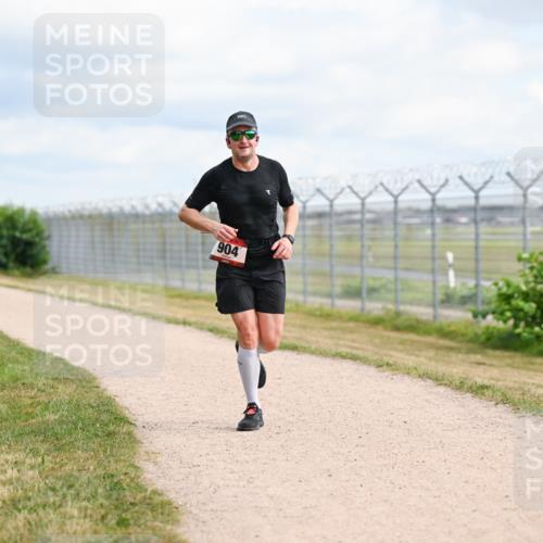 14.09.2025 - Airport Race Dr. Thomas Lammeyer http://msf.ph/oto/8862943 14.09.2025 12:02:23 Laufen 904 meine-sportfotos.de
