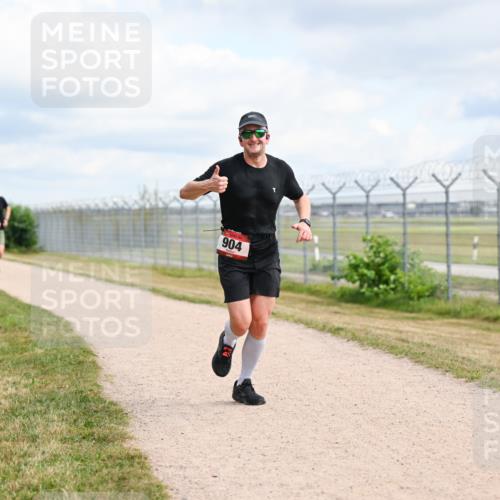 14.09.2025 - Airport Race Dr. Thomas Lammeyer http://msf.ph/oto/8862961 14.09.2025 12:02:24 Laufen 904 meine-sportfotos.de