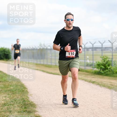 14.09.2025 - Airport Race Dr. Thomas Lammeyer http://msf.ph/oto/8863035 14.09.2025 12:02:31 Laufen 110 meine-sportfotos.de