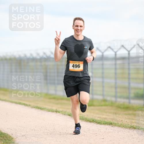 14.09.2025 - Airport Race Dr. Thomas Lammeyer http://msf.ph/oto/8863053 14.09.2025 12:02:33 Laufen 496 meine-sportfotos.de