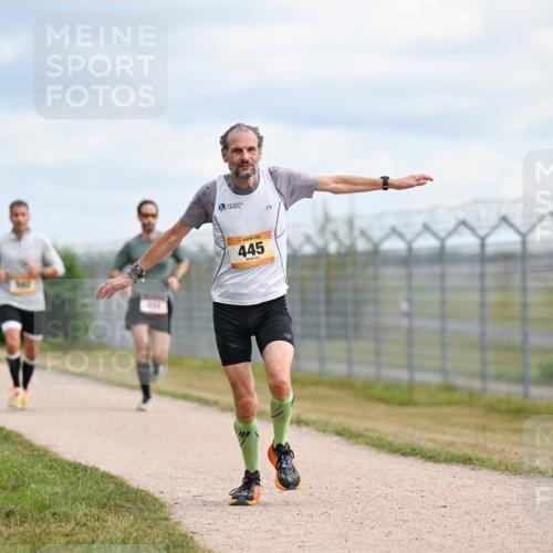 14.09.2025 - Airport Race Dr. Thomas Lammeyer http://msf.ph/oto/8863126 14.09.2025 12:02:38 Laufen 445 meine-sportfotos.de