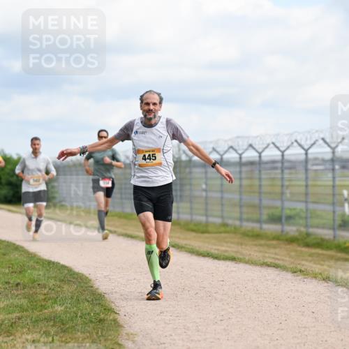 14.09.2025 - Airport Race Dr. Thomas Lammeyer http://msf.ph/oto/8863137 14.09.2025 12:02:38 Laufen 502, 154, 445 meine-sportfotos.de
