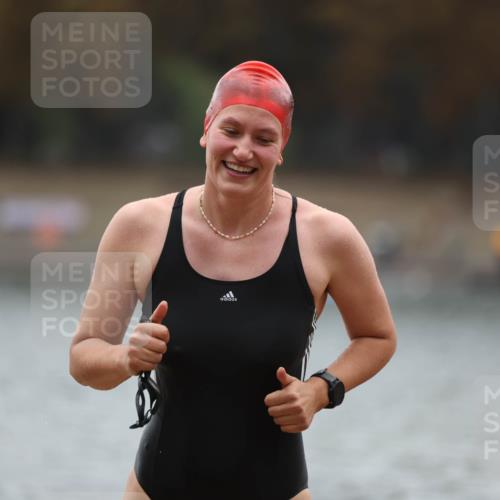 14.09.2025 - Stadtparktriathlon Michael Strokosch http://msf.ph/oto/8863139 14.09.2025 10:14:24 Schwimmen 647, 650, 683, 698, 704, 720 meine-sportfotos.de