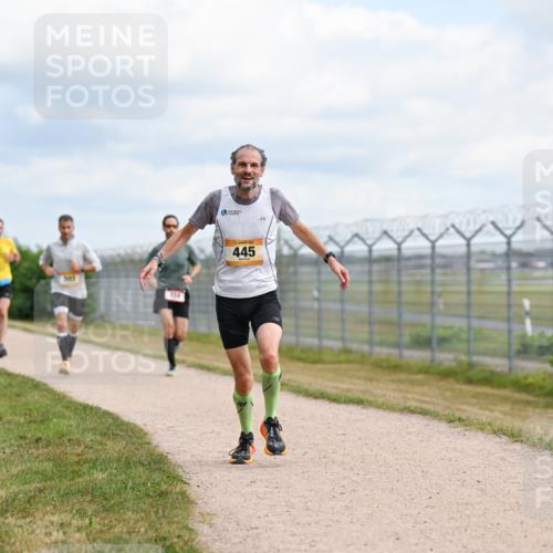 14.09.2025 - Airport Race Dr. Thomas Lammeyer http://msf.ph/oto/8863140 14.09.2025 12:02:38 Laufen 445 meine-sportfotos.de