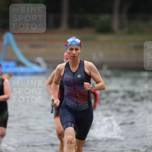 14.09.2025 - Stadtparktriathlon Michael Strokosch http://msf.ph/oto/8863191 14.09.2025 10:15:10 Schwimmen 621, 626, 636, 691, 699, 705 meine-sportfotos.de