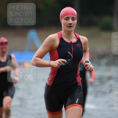 14.09.2025 - Stadtparktriathlon Michael Strokosch http://msf.ph/oto/8863204 14.09.2025 10:15:13 Schwimmen 621, 626, 636, 691, 699, 705 meine-sportfotos.de