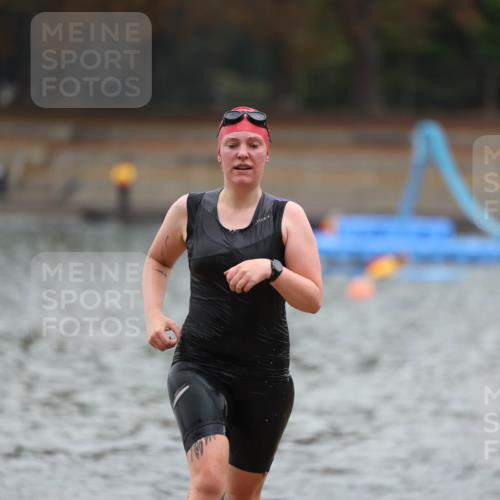 14.09.2025 - Stadtparktriathlon Michael Strokosch http://msf.ph/oto/8863208 14.09.2025 10:15:14 Schwimmen 621, 626, 636, 691, 699, 705 meine-sportfotos.de
