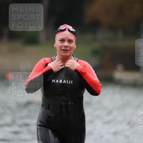 14.09.2025 - Stadtparktriathlon Michael Strokosch http://msf.ph/oto/8863217 14.09.2025 10:15:18 Schwimmen 621, 626, 636, 691 meine-sportfotos.de
