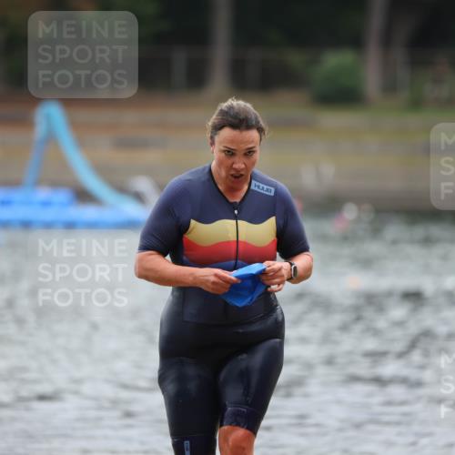 14.09.2025 - Stadtparktriathlon Michael Strokosch http://msf.ph/oto/8863226 14.09.2025 10:15:20 Schwimmen 636, 691 meine-sportfotos.de