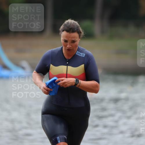 14.09.2025 - Stadtparktriathlon Michael Strokosch http://msf.ph/oto/8863231 14.09.2025 10:15:21 Schwimmen 636, 691 meine-sportfotos.de