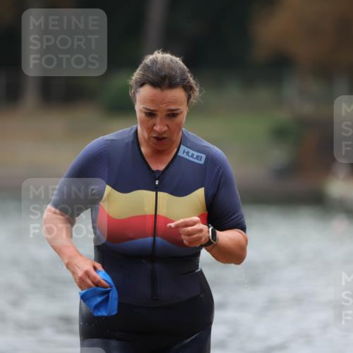 14.09.2025 - Stadtparktriathlon Michael Strokosch http://msf.ph/oto/8863234 14.09.2025 10:15:21 Schwimmen 636, 691 meine-sportfotos.de