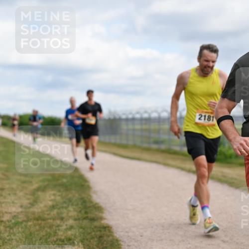 14.09.2025 - Airport Race Dr. Thomas Lammeyer http://msf.ph/oto/8863316 14.09.2025 12:02:54 Laufen 2181, 1085 meine-sportfotos.de