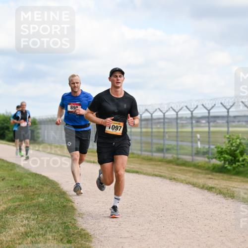 14.09.2025 - Airport Race Dr. Thomas Lammeyer http://msf.ph/oto/8863341 14.09.2025 12:02:56 Laufen 899, 097 meine-sportfotos.de