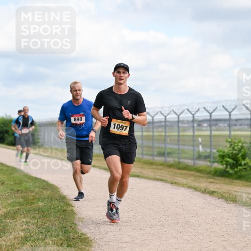 14.09.2025 - Airport Race Dr. Thomas Lammeyer http://msf.ph/oto/8863343 14.09.2025 12:02:56 Laufen 898, 732, 1097 meine-sportfotos.de