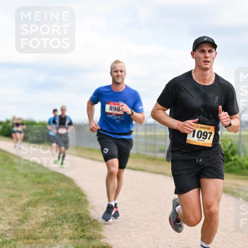 14.09.2025 - Airport Race Dr. Thomas Lammeyer http://msf.ph/oto/8863358 14.09.2025 12:02:57 Laufen 898, 1097 meine-sportfotos.de
