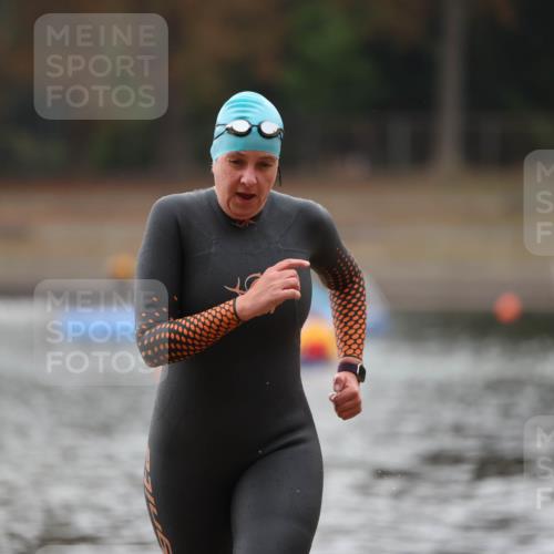 14.09.2025 - Stadtparktriathlon Michael Strokosch http://msf.ph/oto/8863386 14.09.2025 10:18:24 Schwimmen 638 meine-sportfotos.de