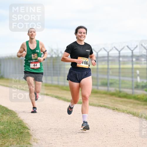 14.09.2025 - Airport Race Dr. Thomas Lammeyer http://msf.ph/oto/8863453 14.09.2025 12:03:05 Laufen 44, 166 meine-sportfotos.de