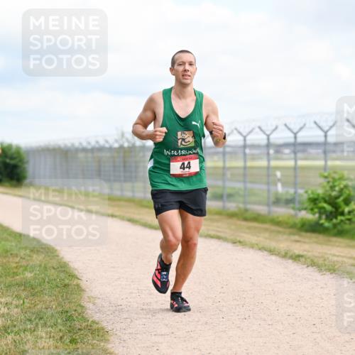 14.09.2025 - Airport Race Dr. Thomas Lammeyer http://msf.ph/oto/8863484 14.09.2025 12:03:07 Laufen 44 meine-sportfotos.de