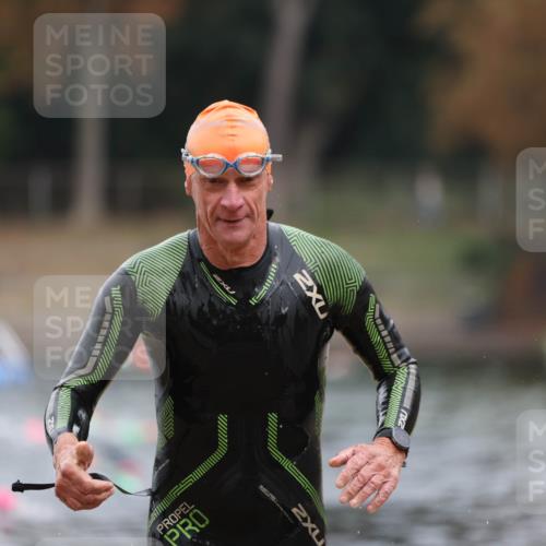 14.09.2025 - Stadtparktriathlon Michael Strokosch http://msf.ph/oto/8863486 14.09.2025 10:30:08 Schwimmen 783 meine-sportfotos.de