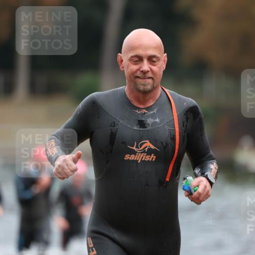 14.09.2025 - Stadtparktriathlon Michael Strokosch http://msf.ph/oto/8863531 14.09.2025 10:30:30 Schwimmen 727, 752, 761, 767, 769, 770, 777, 798 meine-sportfotos.de
