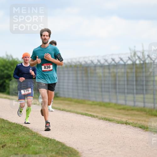14.09.2025 - Airport Race Dr. Thomas Lammeyer http://msf.ph/oto/8863570 14.09.2025 12:03:24 Laufen 176, 836 meine-sportfotos.de