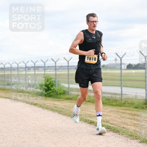 14.09.2025 - Airport Race Dr. Thomas Lammeyer http://msf.ph/oto/8863679 14.09.2025 12:03:33 Laufen 862, 1618 meine-sportfotos.de