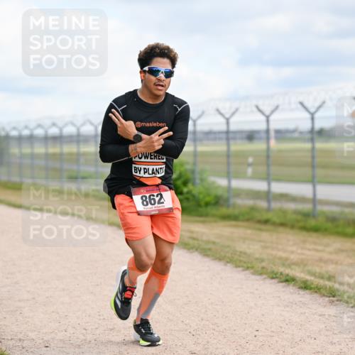 14.09.2025 - Airport Race Dr. Thomas Lammeyer http://msf.ph/oto/8863698 14.09.2025 12:03:34 Laufen 862 meine-sportfotos.de