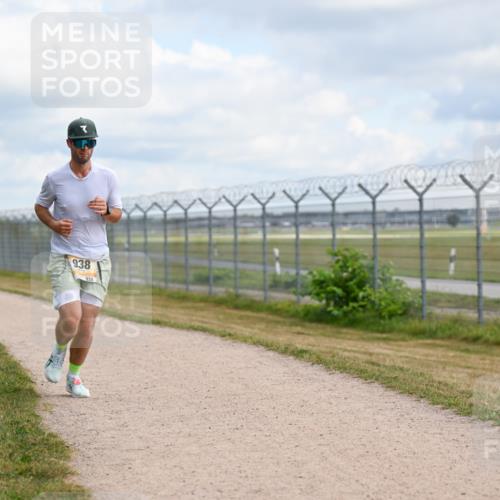 14.09.2025 - Airport Race Dr. Thomas Lammeyer http://msf.ph/oto/8863716 14.09.2025 12:03:36 Laufen 7, 938, 938 meine-sportfotos.de