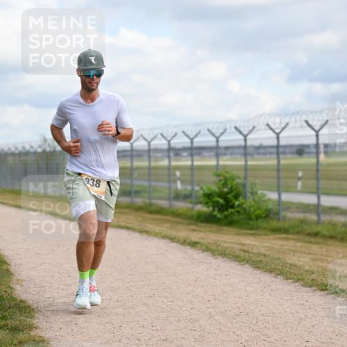14.09.2025 - Airport Race Dr. Thomas Lammeyer http://msf.ph/oto/8863734 14.09.2025 12:03:37 Laufen 938, 938 meine-sportfotos.de