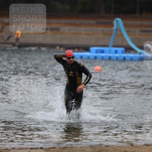 14.09.2025 - Stadtparktriathlon Michael Strokosch http://msf.ph/oto/8863748 14.09.2025 08:49:05 Schwimmen 315 meine-sportfotos.de